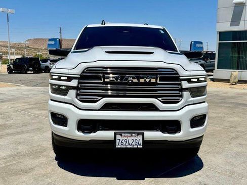 Used 2025 RAM 2500 Laramie AWD/4WD image 34