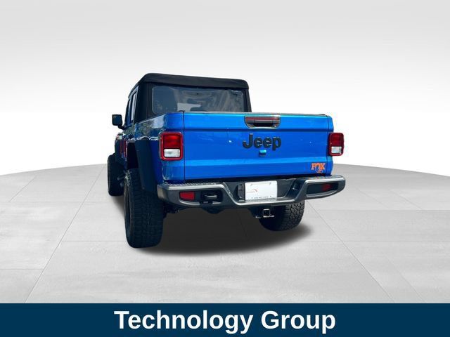 Used 2021 Jeep Gladiator Sport AWD/4WD image 3