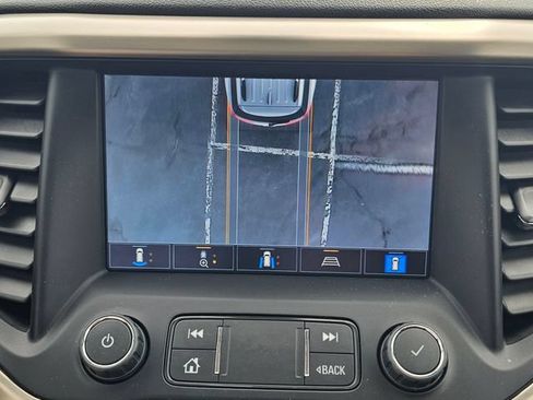 Used 2022 GMC Acadia Denali w/ GMC Pro Grade Package AWD/4WD image 21