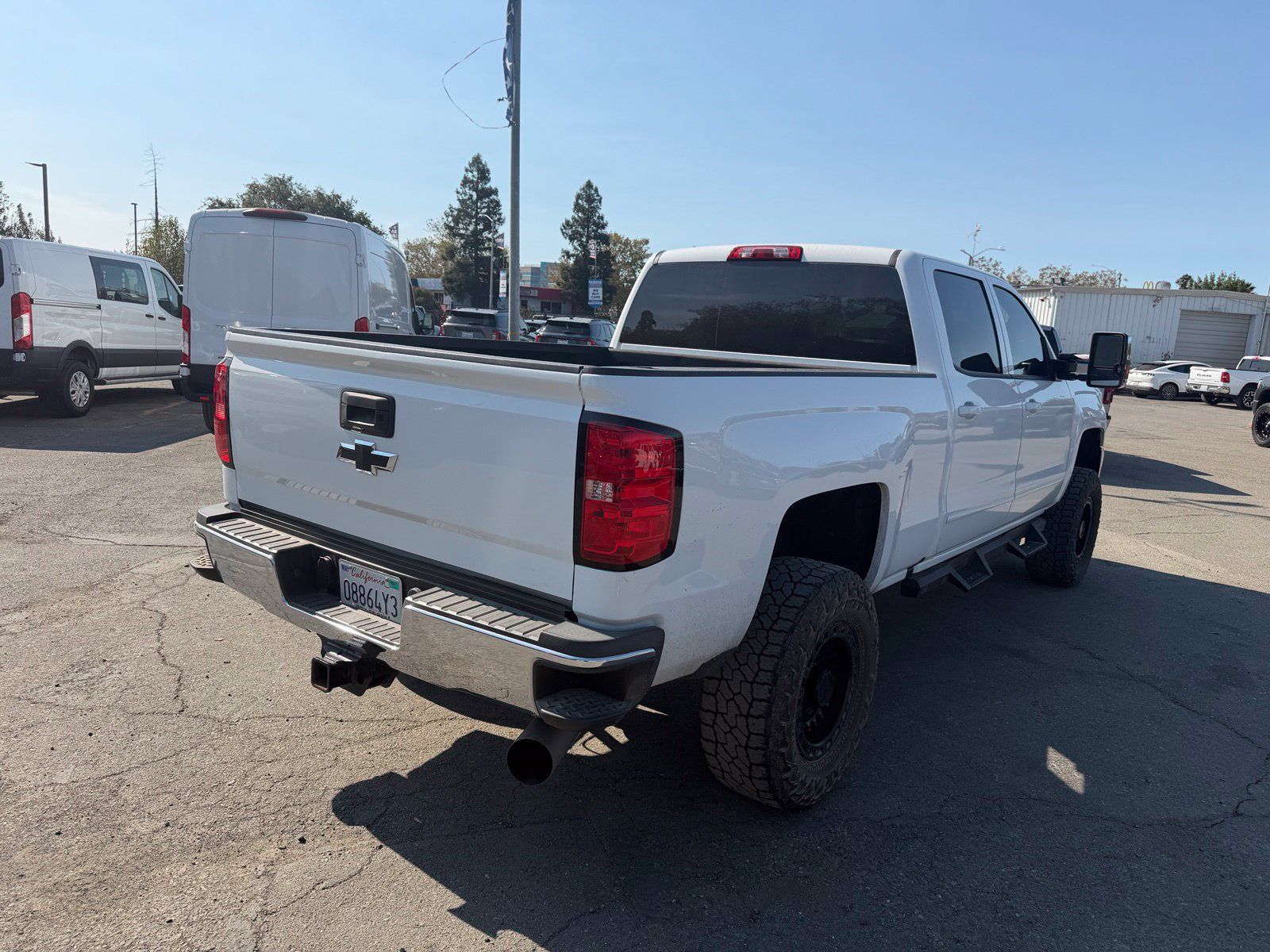 Used 2018 Chevrolet Silverado 2500 LT AWD/4WD image 5
