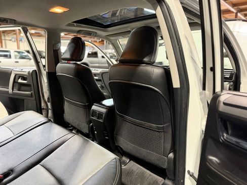 Used 2015 Toyota 4Runner SR5 Premium AWD/4WD image 25