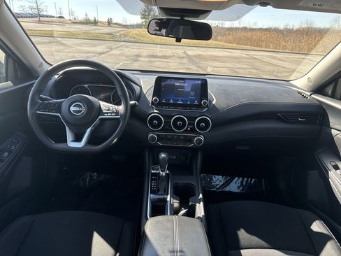 Used 2024 Nissan Sentra SV image 12