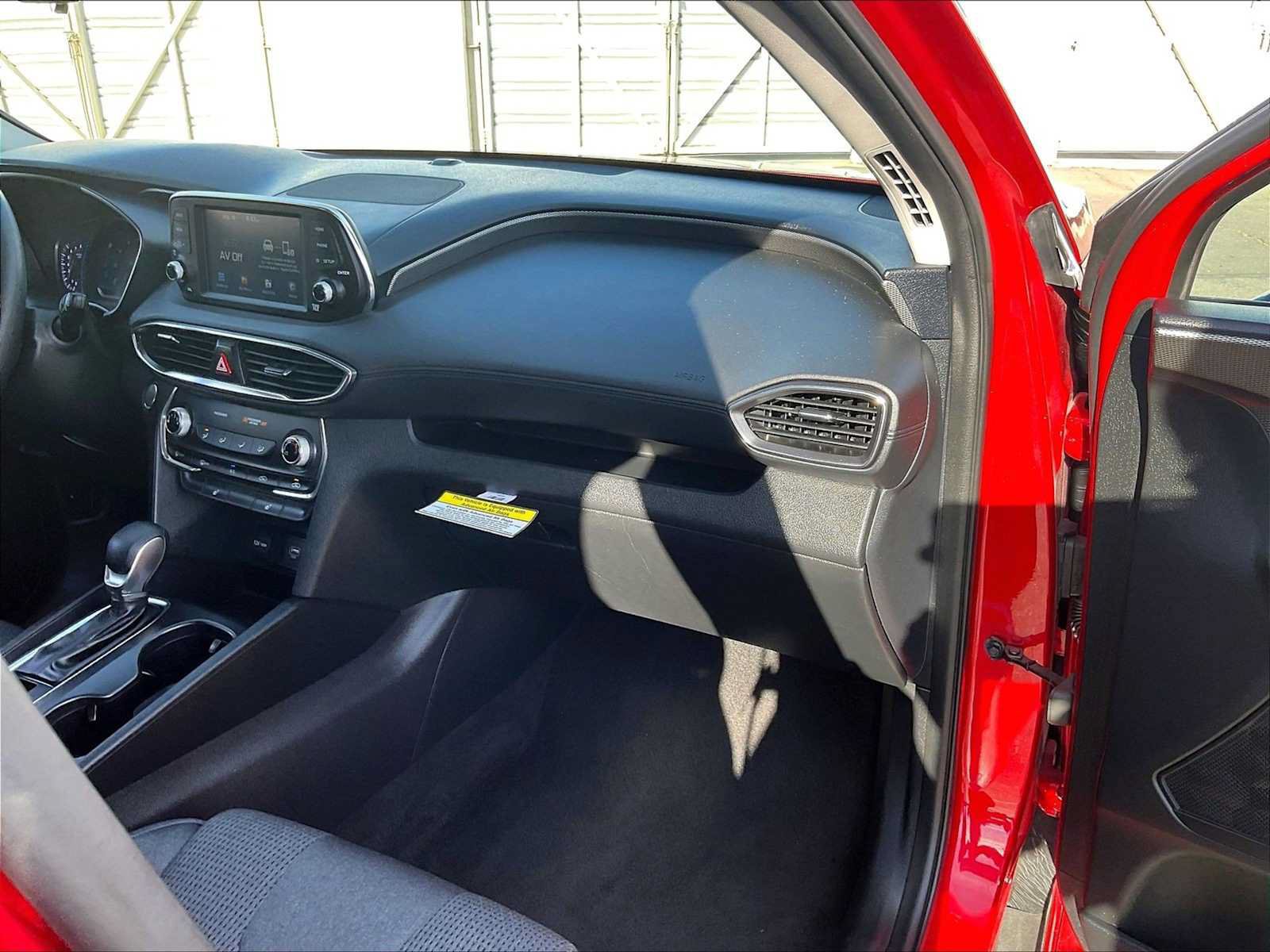 Used 2020 Hyundai Santa Fe SEL FWD image 17