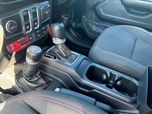 Used 2020 Jeep Wrangler Rubicon w/ LED Lighting Group image 14