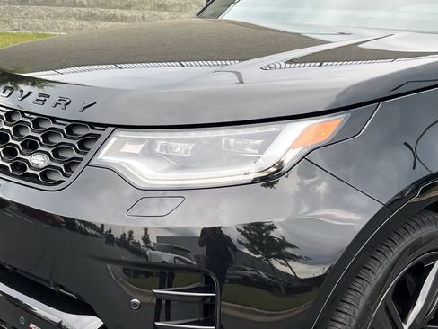 Certified 2023 Land Rover Discovery HSE R-Dynamic AWD/4WD image 12