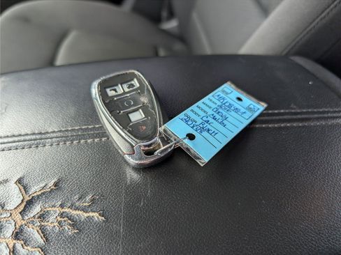 Used 2016 Chevrolet Malibu LT image 36