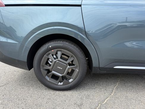 New 2026 Kia Carnival SX image 31