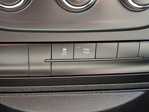 Used 2024 RAM 1500 Classic SLT AWD/4WD image 23