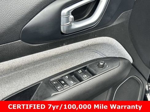 Certified 2022 Jeep Compass Latitude AWD/4WD image 17