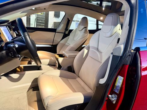 Used 2019 Tesla Model S 100D image 16