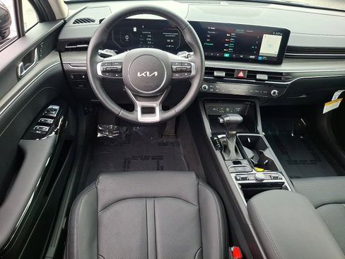 Used 2025 Kia K5 EX image 11