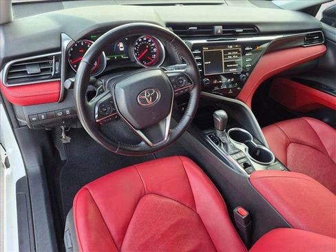 Used 2019 Toyota Camry XSE FWD image 10