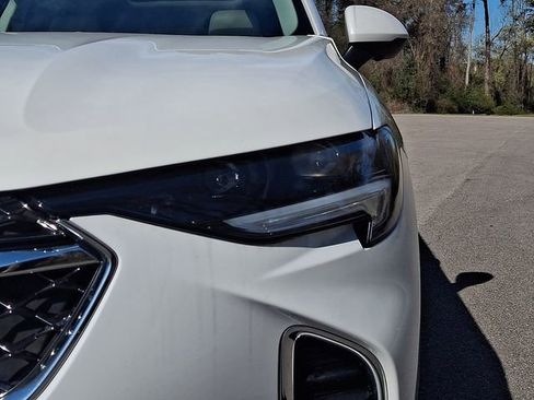 Used 2023 Buick Envision Avenir image 11