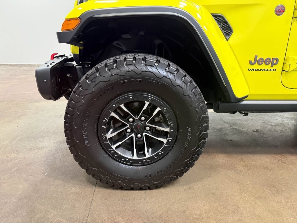 Used 2024 Jeep Wrangler Unlimited Rubicon AWD/4WD image 88