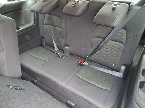 Used 2025 Nissan Pathfinder SV FWD image 16