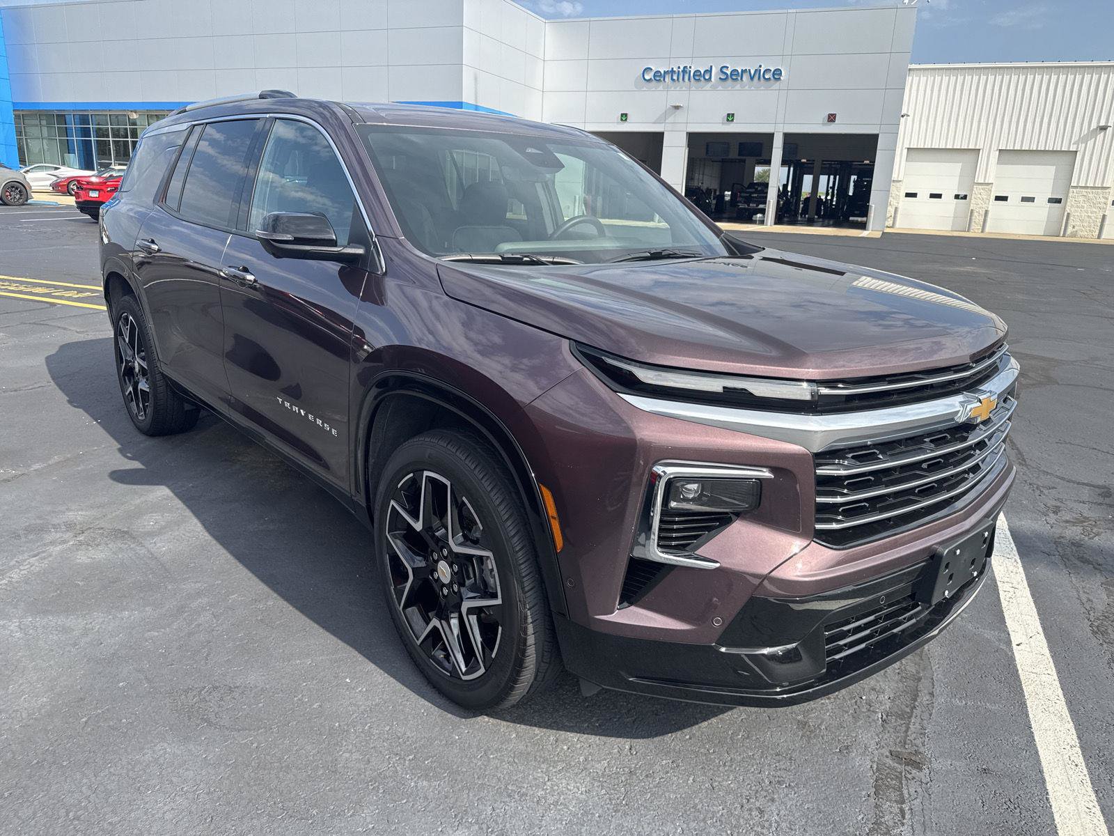 Used 2026 Chevrolet Traverse High Country w/ LPO, Floor Liner Package FWD image 5