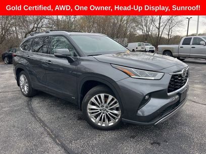 Used 2025 Toyota Highlander Platinum