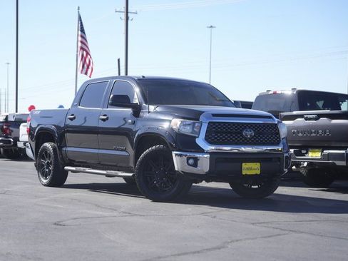 Used 2019 Toyota Tundra SR5 w/ SR5 Upgrade Package image 2