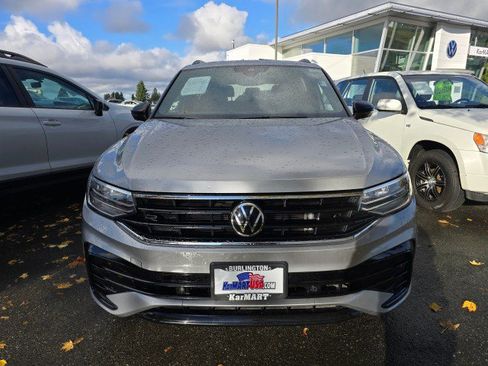 Used 2022 Volkswagen Tiguan SE R-Line image 8
