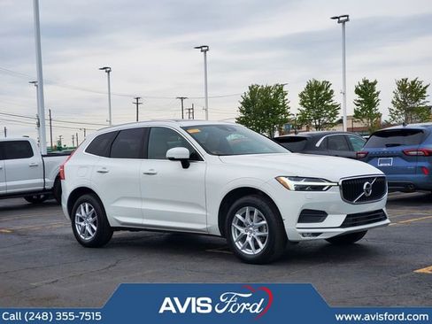 Used 2020 Volvo XC60 T5 Momentum AWD/4WD image 2
