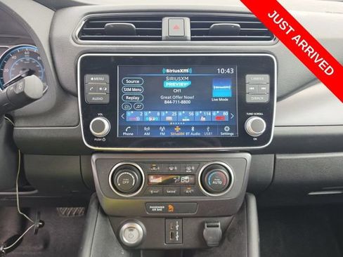 Used 2025 Nissan Leaf S FWD image 8