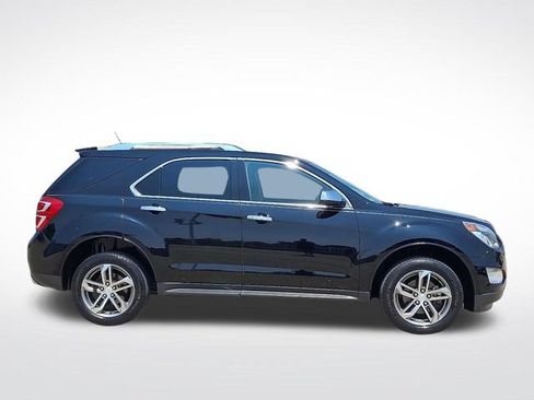 Used 2017 Chevrolet Equinox Premier w/ Enhanced Convenience Package AWD/4WD image 7