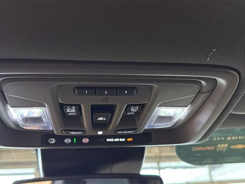 Certified 2025 GMC Sierra 1500 SLT w/ SLT Premium Plus Package image 35