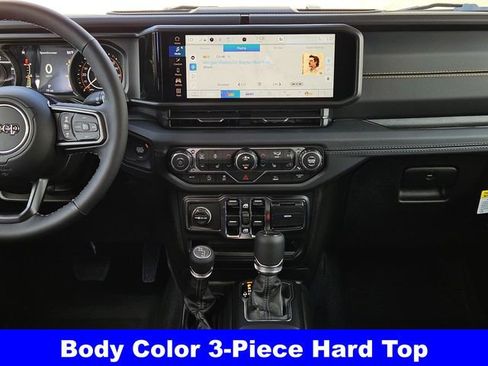 New 2025 Jeep Gladiator Sport image 13