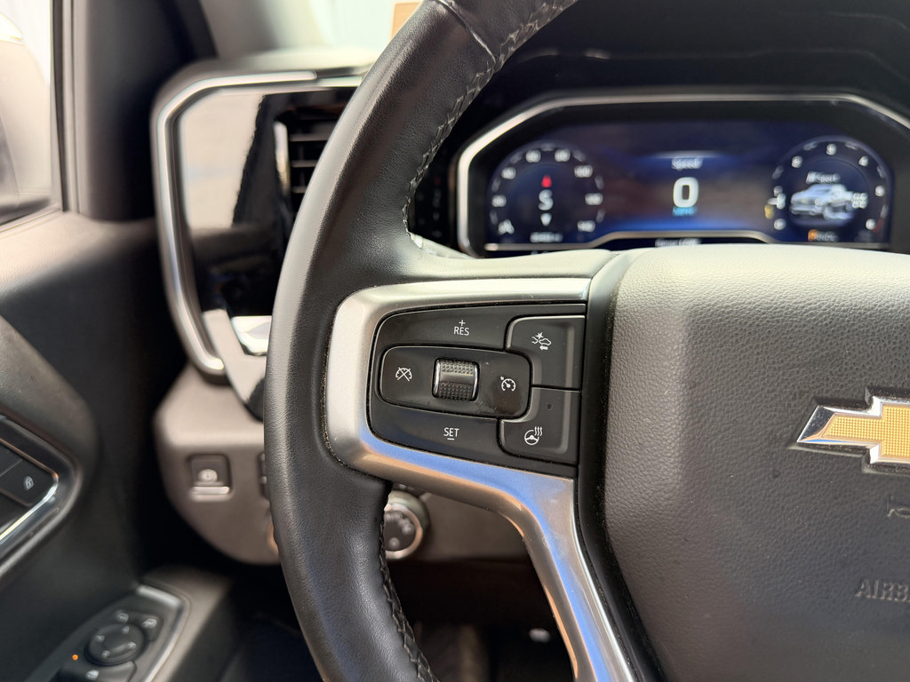 Used 2024 Chevrolet Silverado 1500 LT AWD/4WD image 19