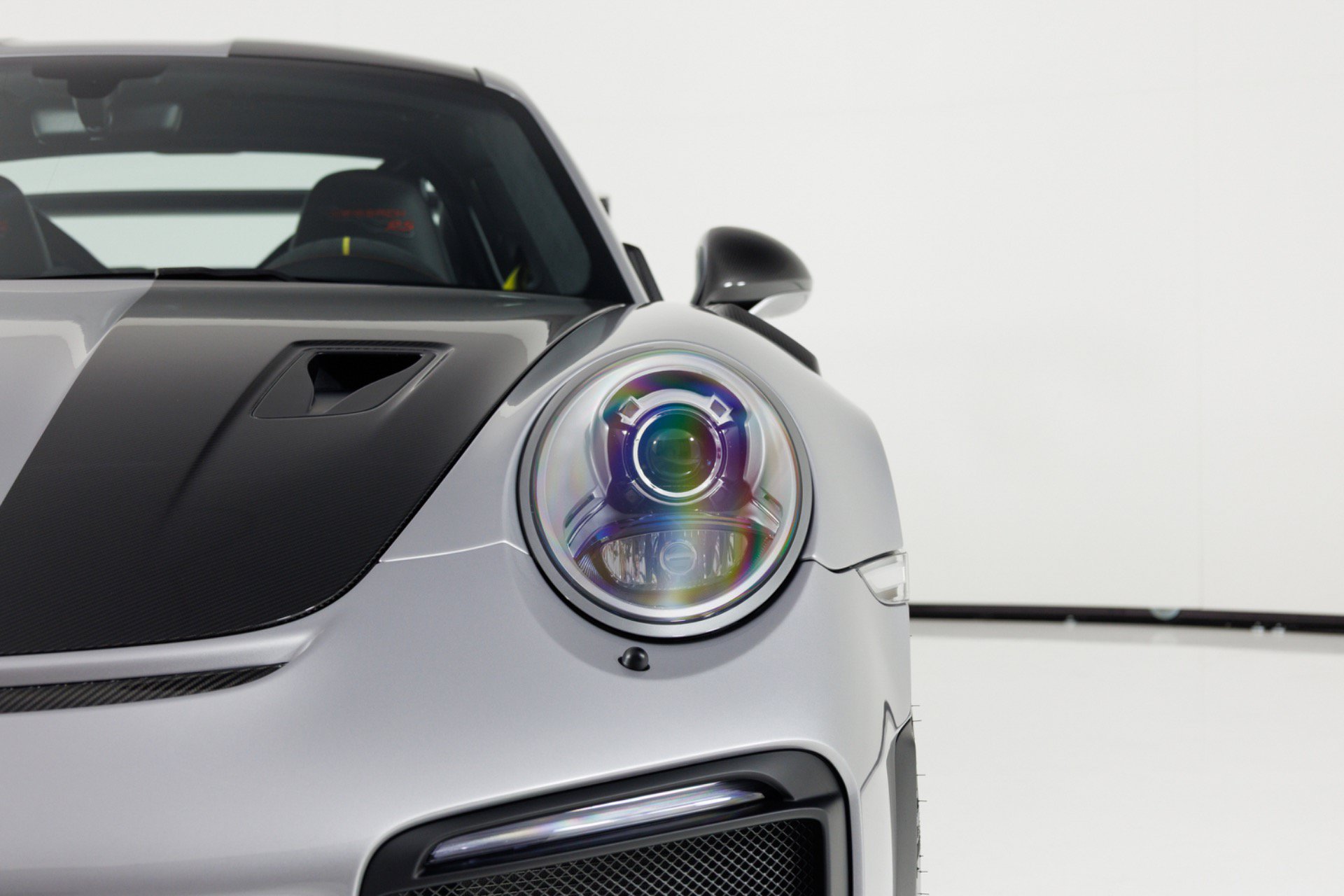 Used 2018 Porsche 911 GT2 RS RWD image 61