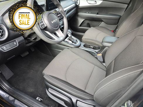 Certified 2023 Kia Forte LXS image 15