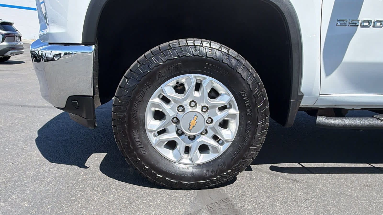 Used 2021 Chevrolet Silverado 2500 LT w/ Fleet Comfort Package AWD/4WD image 9