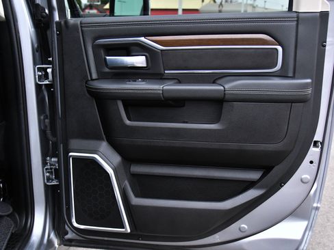 Used 2024 RAM 2500 Laramie image 52