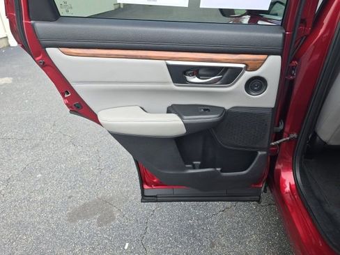 Used 2021 Honda CR-V Touring image 21