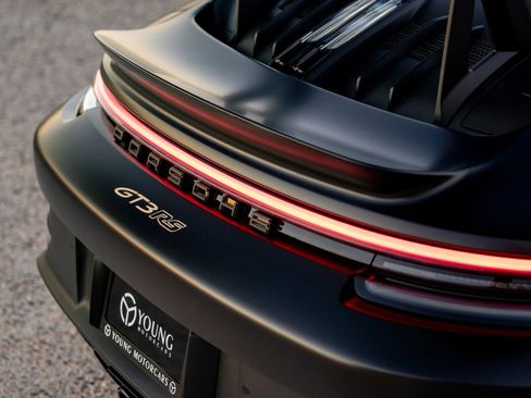 Used 2025 Porsche 911 GT3 RS image 36