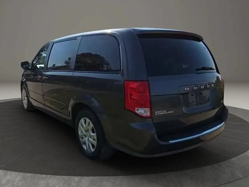 Used 2017 Dodge Grand Caravan SE w/ Power Window Group FWD image 4