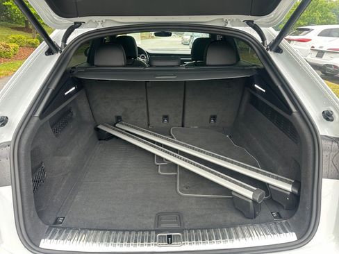 Used 2022 Audi Q8 Premium Plus AWD/4WD image 15