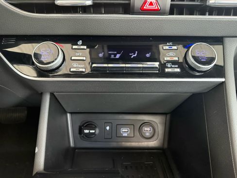 Used 2020 Hyundai Sonata SEL w/ Premium + Sunroof Package FWD image 15