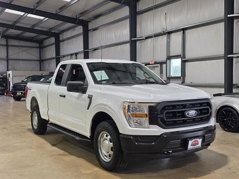 Used 2022 Ford F150 XL w/ XL Power Equipment Group AWD/4WD image 3