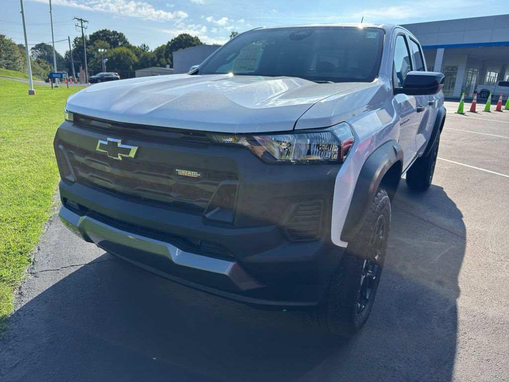 New 2026 Chevrolet Colorado Trail Boss AWD/4WD image 1