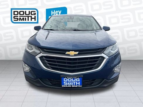 Used 2021 Chevrolet Equinox LT w/ LPO, Cargo Package AWD/4WD image 2
