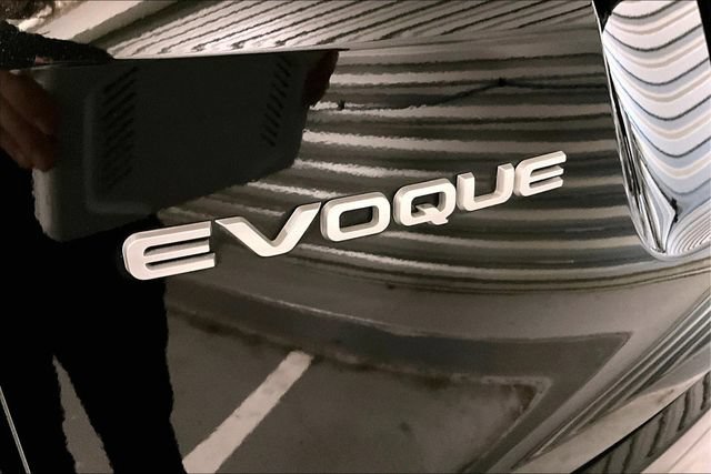 Used 2021 Land Rover Range Rover Evoque S AWD/4WD image 7