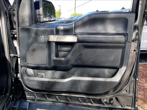 Used 2020 Ford F150 Lariat image 22