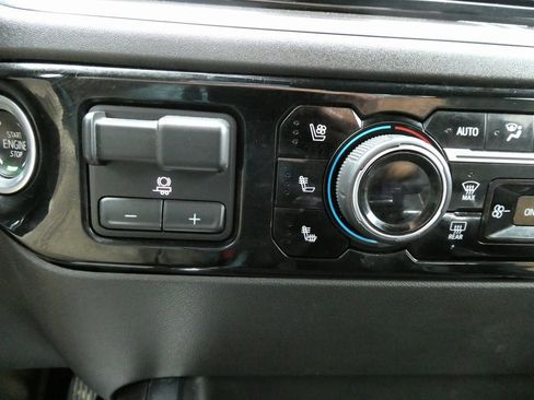 Used 2023 Chevrolet Silverado 1500 LTZ w/ Z71 Off-Road Package image 26