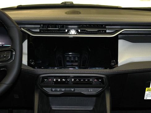 New 2026 Jeep Cherokee Limited AWD/4WD image 14