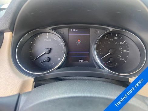 Used 2019 Nissan Rogue SL w/ Premium Package FWD image 12