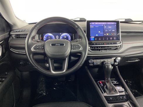 Used 2022 Jeep Compass Trailhawk w/ Trailhawk Elite Group AWD/4WD image 21