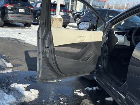 Used 2026 Toyota Corolla LE image 20