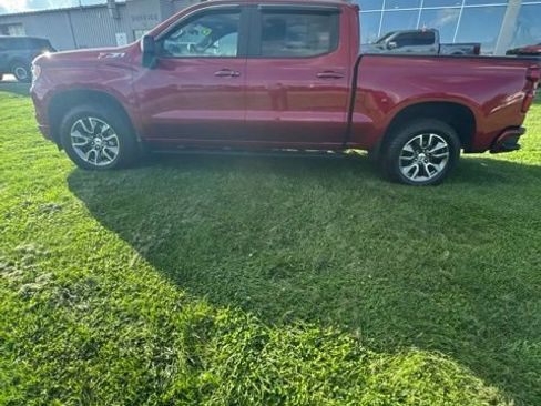 Used 2025 Chevrolet Silverado 1500 RST AWD/4WD image 8