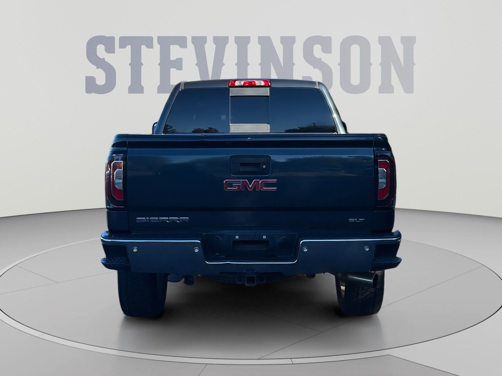Used 2018 GMC Sierra 1500 SLT AWD/4WD image 4